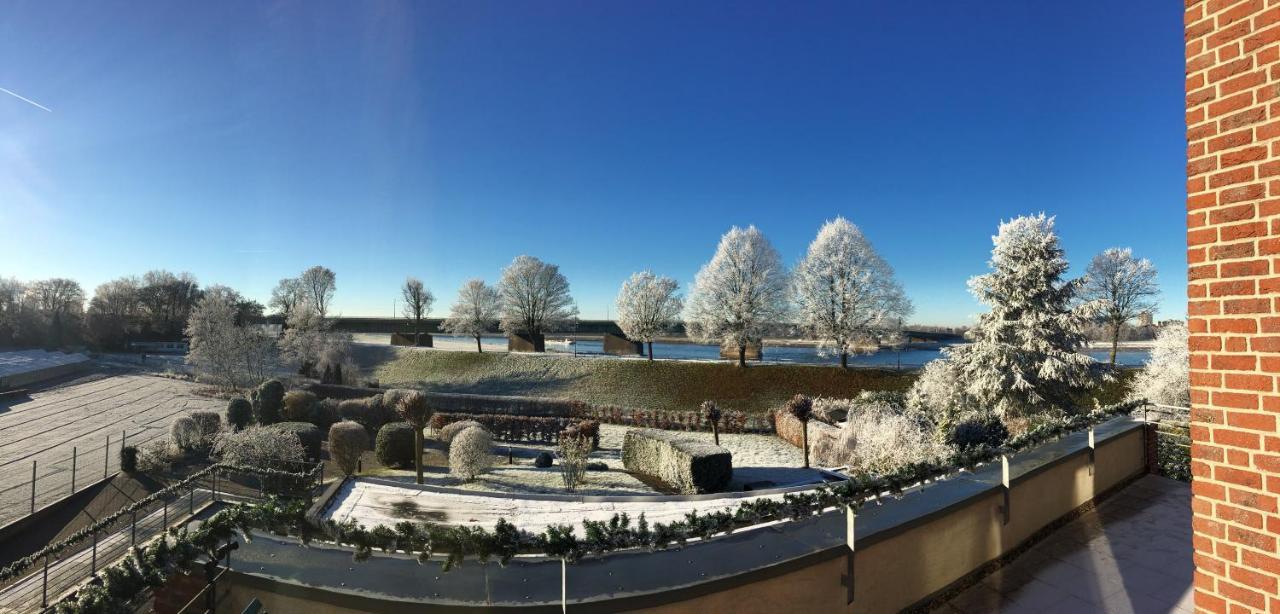 Hotel Chrisma Дюселдорф Екстериор снимка